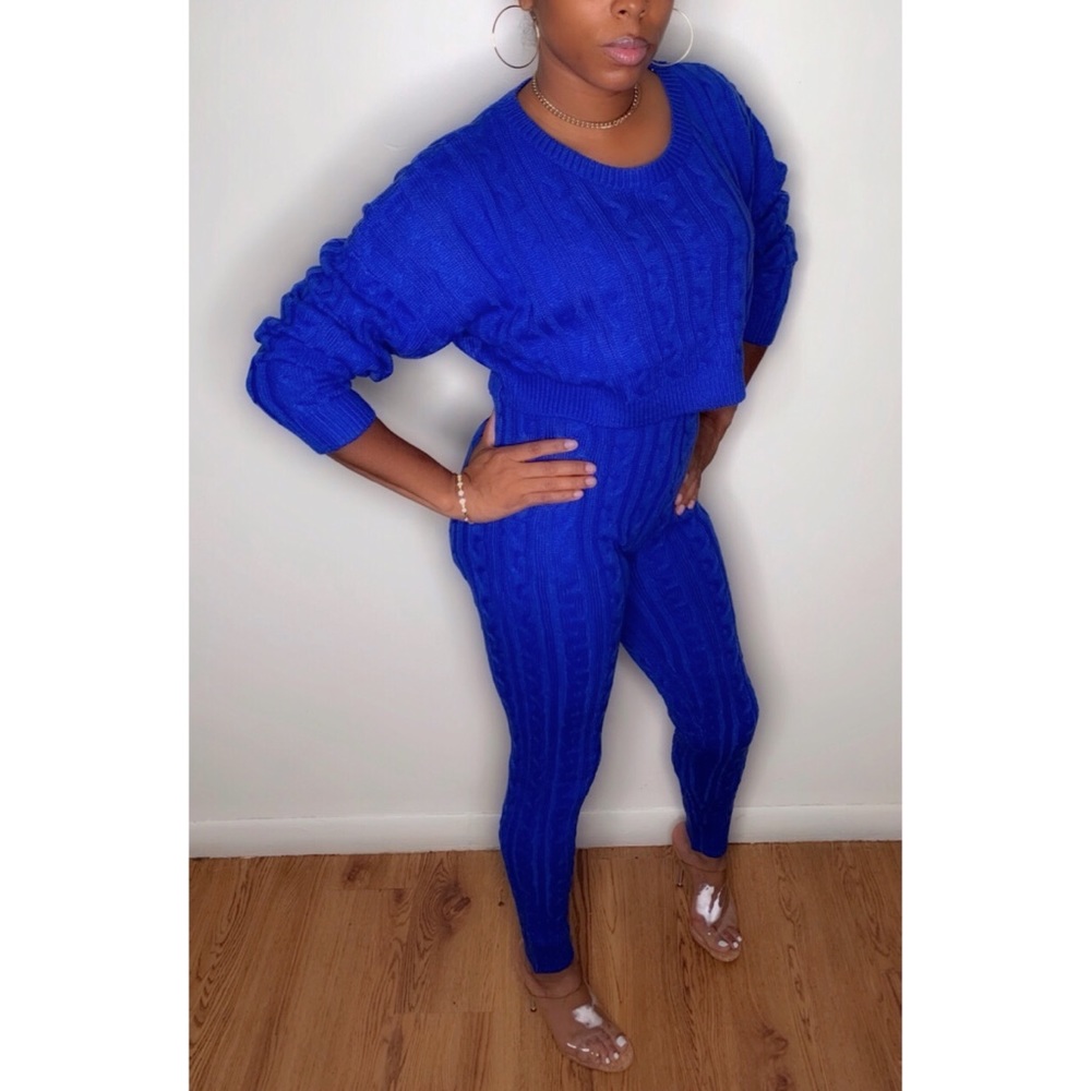 NEW WOMEN’S 2PC KNIT SET